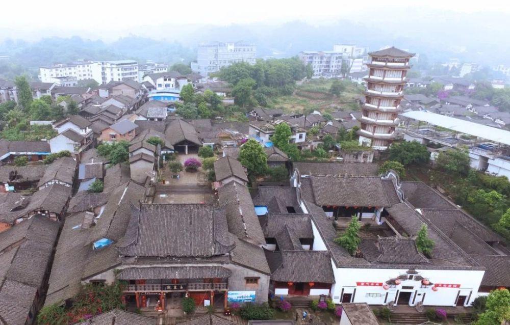 哈尔滨冰雪大世界为下个冰雪季“上新”存冰啦
